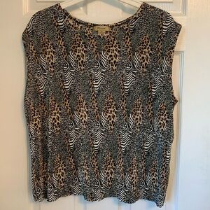 Plissé stretchy animal print crinkle shirt